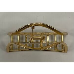 Gold Hair Claw Clip. WA405